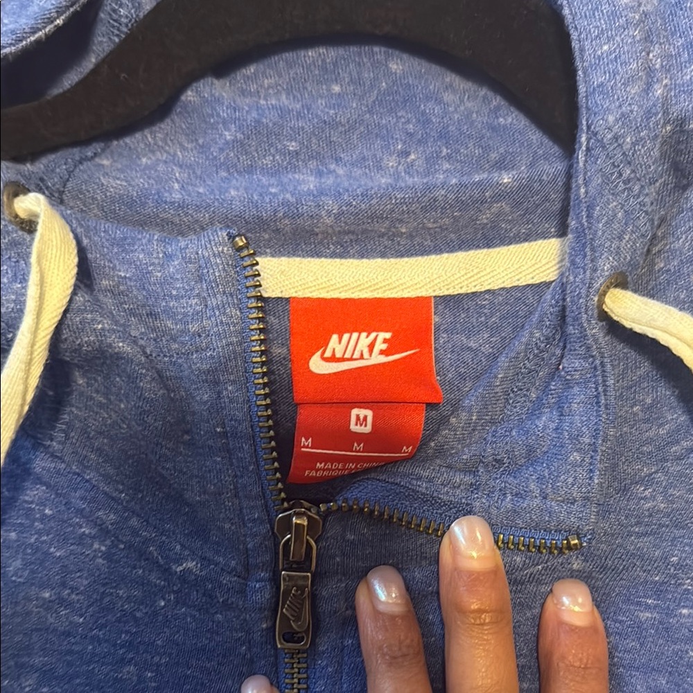 Nike Blue Zip-Up lightweight hoodie and Logo - Picture 3 of 3